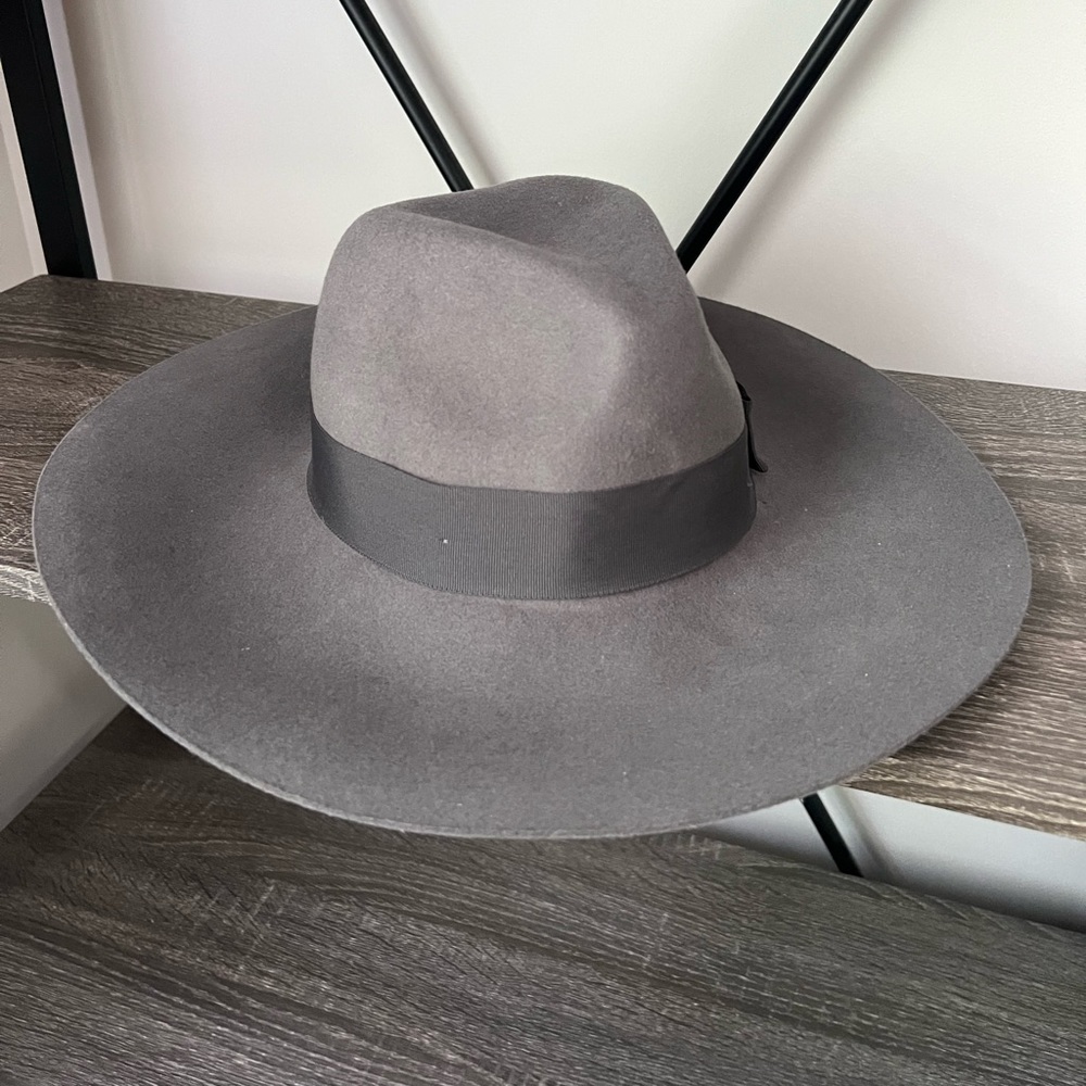 Never worn Grey suede hat
